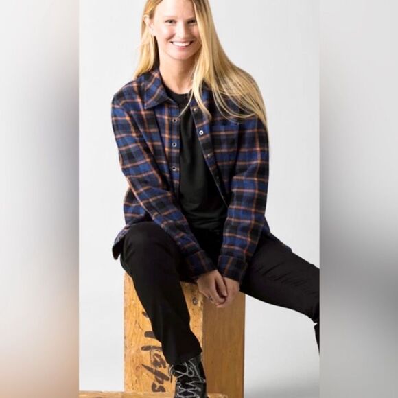 PrAna Shacket Shirt Womens Medium Golden Canyon Flannel Sapphire Blue Plaid NWT - Picture 15 of 15